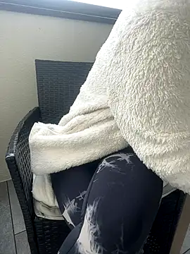 eli5566 online show from October 2025 02:06:02 PM