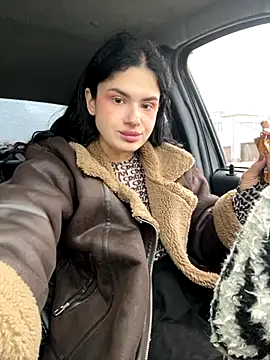 MiraReach online show from November 2025 02:57:01 AM