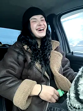 MiraReach online show from November 2025 02:00:01 AM