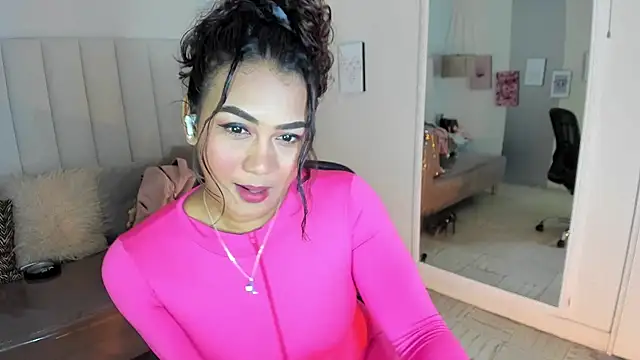 Snapshot of veronica_b07 chatting on May 2026 04:12:02 PM veronica b07 online show from May 2026 04:12:02 PM