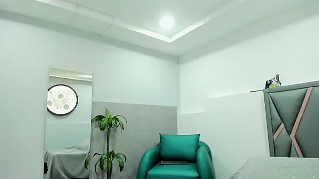 klariz09 online show from September 2025 07:59:01 PM