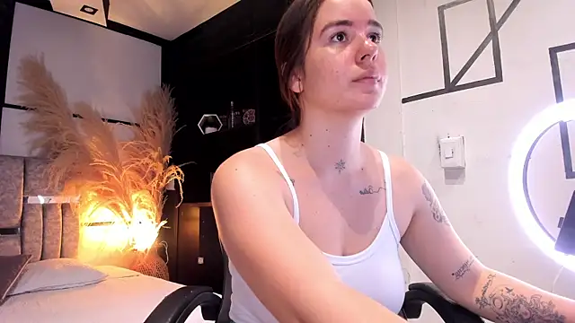 AlliceLover online show from July 2026 02:56:02 PM