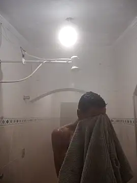 lacoste12 online show from November 2025 12:32:01 AM