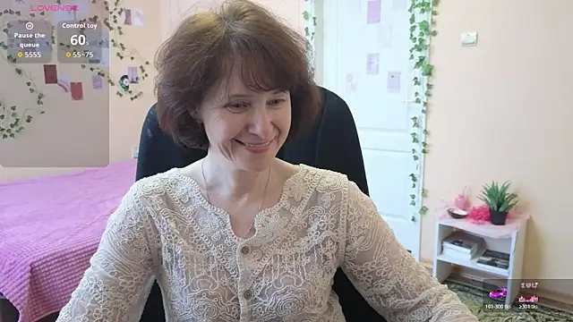 Snapshot of Lia_Tito chatting on February 2026 06:53:02 AM Lia Tito online show from February 2026 06:53:02 AM