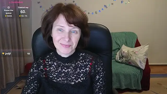 Snapshot of Lia_Tito chatting on February 2026 02:04:02 PM Lia Tito online show from February 2026 02:04:02 PM