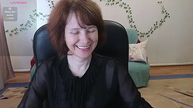 Snapshot of Lia_Tito chatting on April 2026 06:22:02 AM Lia Tito online show from April 2026 06:22:02 AM