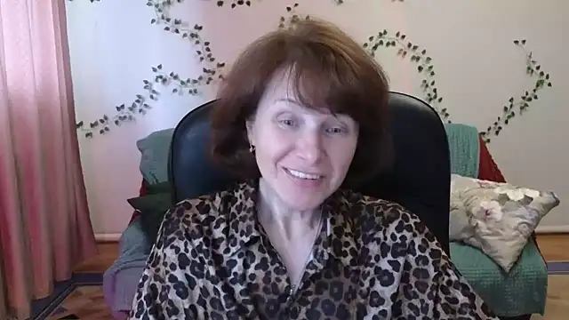 Snapshot of Lia_Tito chatting on April 2026 07:45:01 AM Lia Tito online show from April 2026 07:45:01 AM