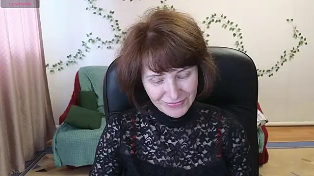 Snapshot of Lia_Tito chatting on April 2026 10:28:01 AM Lia Tito online show from April 2026 10:28:01 AM