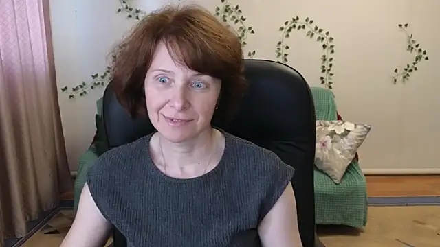 Snapshot of Lia_Tito chatting on June 2026 12:51:02 PM Lia Tito online show from June 2026 12:51:02 PM