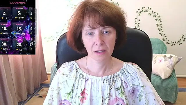 Snapshot of Lia_Tito chatting on July 2026 06:28:01 AM Lia Tito online show from July 2026 06:28:01 AM