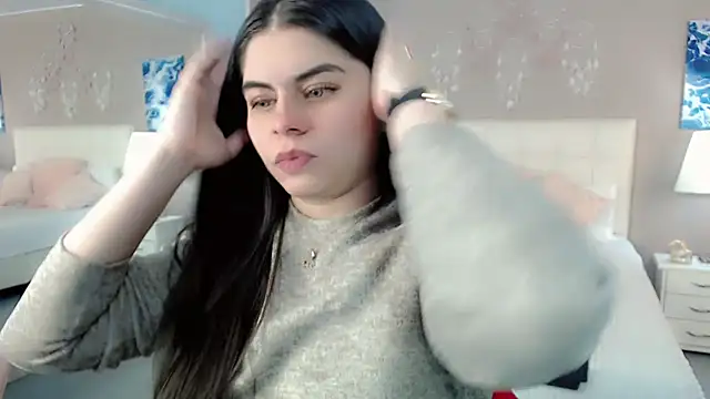 maddissonivanova online show from November 2025 02:43:02 AM