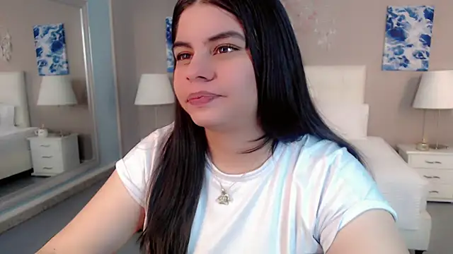 Snapshot of maddissonivanova chatting on February 2026 07:03:02 PM maddissonivanova online show from February 2026 07:03:02 PM