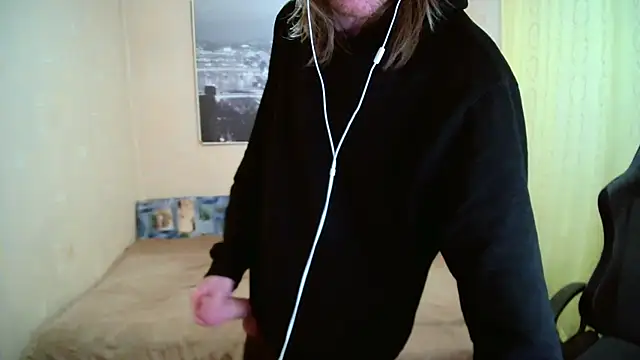 Snapshot of AdamDickens chatting on December 2025 07:53:01 PM AdamDickens online show from December 2025 07:53:01 PM