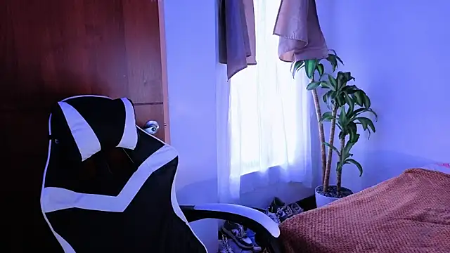 taichi bluy online show from November 2025 08:20:02 PM