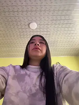 Snapshot of BELLAALEJA chatting on March 2026 04:33:02 PM BELLAALEJA online show from March 2026 04:33:02 PM