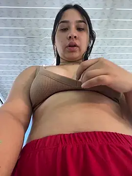 Snapshot of BELLAALEJA chatting on April 2026 02:36:01 PM BELLAALEJA online show from April 2026 02:36:01 PM