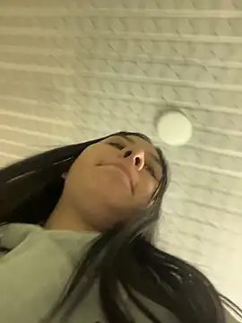 Snapshot of BELLAALEJA chatting on April 2026 01:16:02 AM BELLAALEJA online show from April 2026 01:16:02 AM