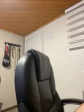 Karen18 boobs online show from February 2026 01:24:01 AM