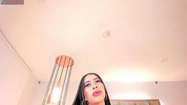 LeahLombardi  online show from January 2026 03:42:02 AM