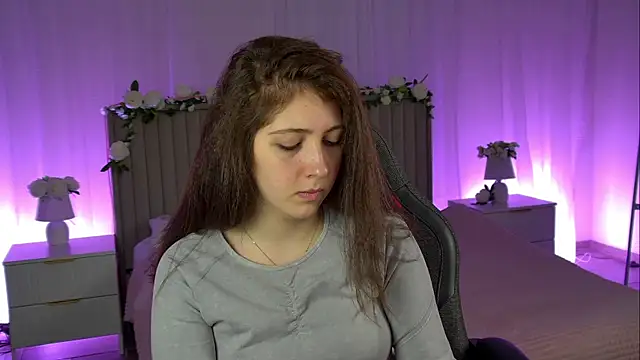 Mary Miiller online show from October 2025 06:19:02 AM