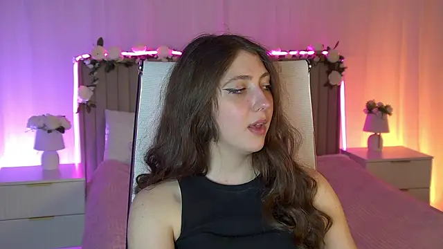 Mary Miiller online show from April 2026 01:41:01 PM