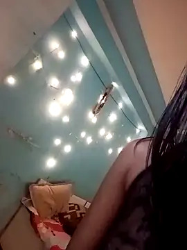 Snapshot of RENUKA_RAJPUT chatting on April 2026 07:41:01 AM RENUKA RAJPUT online show from April 2026 07:41:01 AM