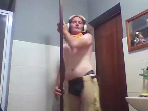 Snapshot of untamedredsnake chatting on March 2026 10:04:01 PM untamedredsnake online show from March 2026 10:04:01 PM