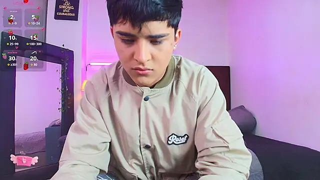 Lucass love online show from November 2025 04:19:02 PM