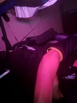 Snapshot of Veww1313 chatting on September 2025 04:40:01 PM Veww1313 online show from September 2025 04:40:01 PM