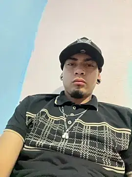 Ricardo2334 online show from February 2026 04:35:02 AM