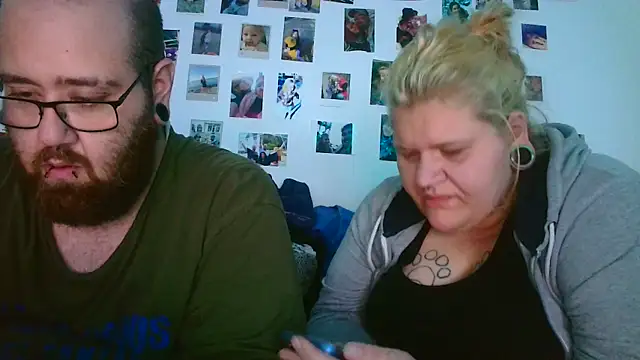 mrandmrsdarkside online show from March 2026 07:09:02 PM