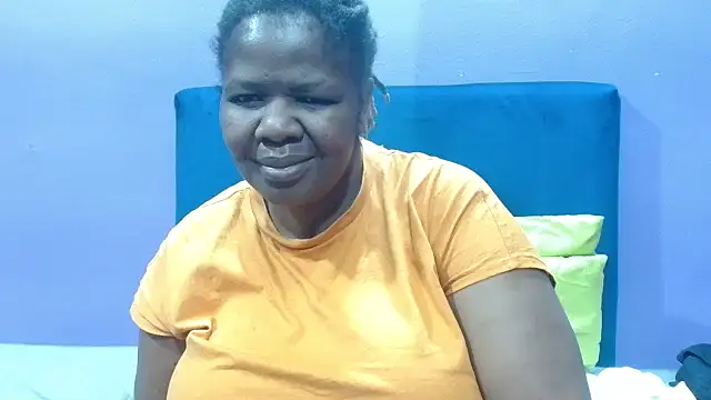 NaughtyChubbyZoe online show from September 2025 05:41:01 AM