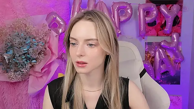 JuliaBrewwer online show from September 2025 10:39:02 AM