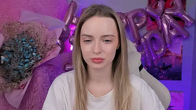 JuliaBrewwer online show from September 2025 11:58:01 AM