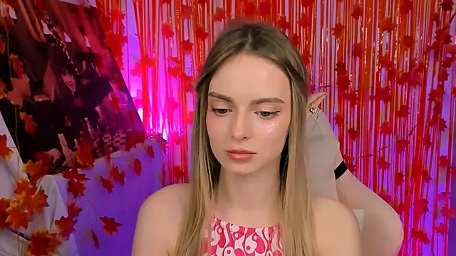 JuliaBrewwer online show from October 2025 12:39:02 PM