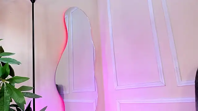 dulce fiore07 online show from December 2025 12:34:02 PM