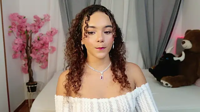 Taylor Tina online show from September 2025 10:47:01 PM