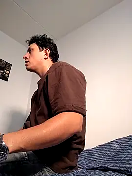 douglaszaens online show from March 2026 02:50:01 AM