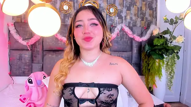 PatyLawrence online show from November 2025 04:02:02 AM