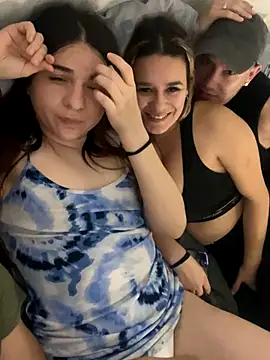 tetutamy online show from November 2025 04:35:01 AM