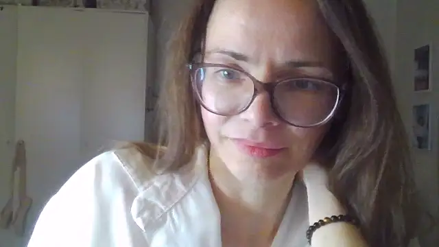 Snapshot of SEA_Dream chatting on May 2026 04:13:02 PM SEA Dream online show from May 2026 04:13:02 PM