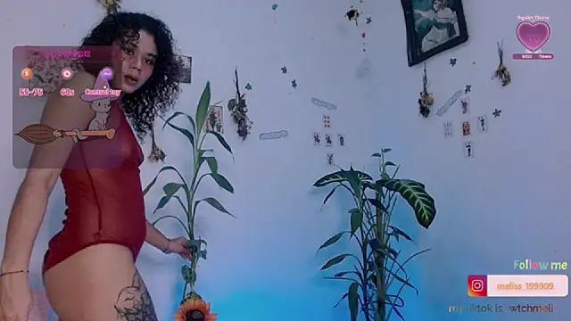 Snapshot of Nocturnawitch chatting on June 2026 12:00:01 AM Nocturnawitch online show from June 2026 12:00:01 AM