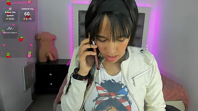 Andrea brunnette online show from September 2025 01:10:01 PM