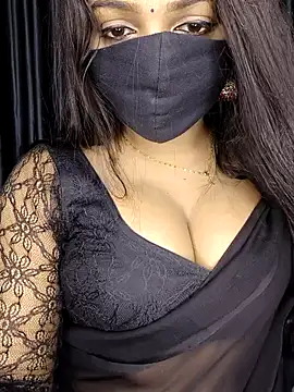 Webrowncouple online show from October 2025 02:37:01 PM