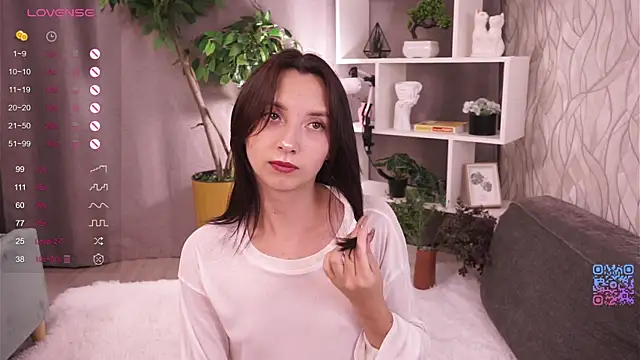 DaisyBlaze online show from September 2025 04:33:02 PM