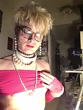 Snapshot of Sissy_Cindy_Whore chatting on November 2025 08:32:01 PM Sissy Cindy Whore online show from November 2025 08:32:01 PM