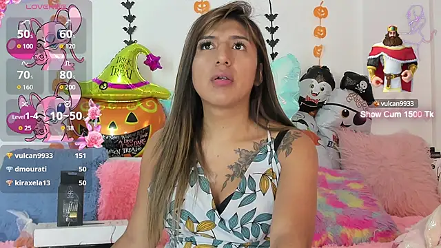 Snapshot of Ariana-Fernandez chatting on October 2025 01:10:01 PM Ariana-Fernandez online show from October 2025 01:10:01 PM