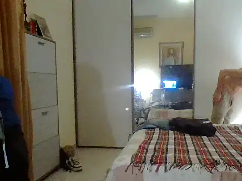 KalendaXL online show from November 2025 07:08:02 PM