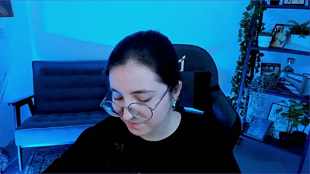 VirtuallVoyant online show from October 2025 07:28:01 AM