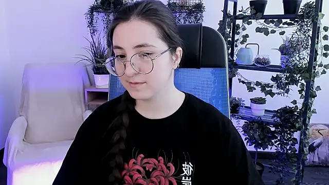 VirtuallVoyant online show from February 2026 06:53:01 AM